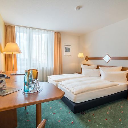 Airporthotel Residenz Steinenbronn Eksteriør bilde