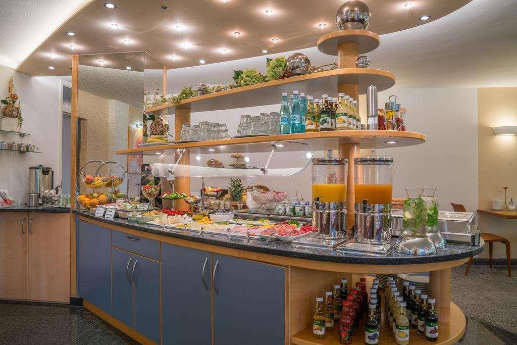 Airporthotel Residenz Steinenbronn Restaurant bilde