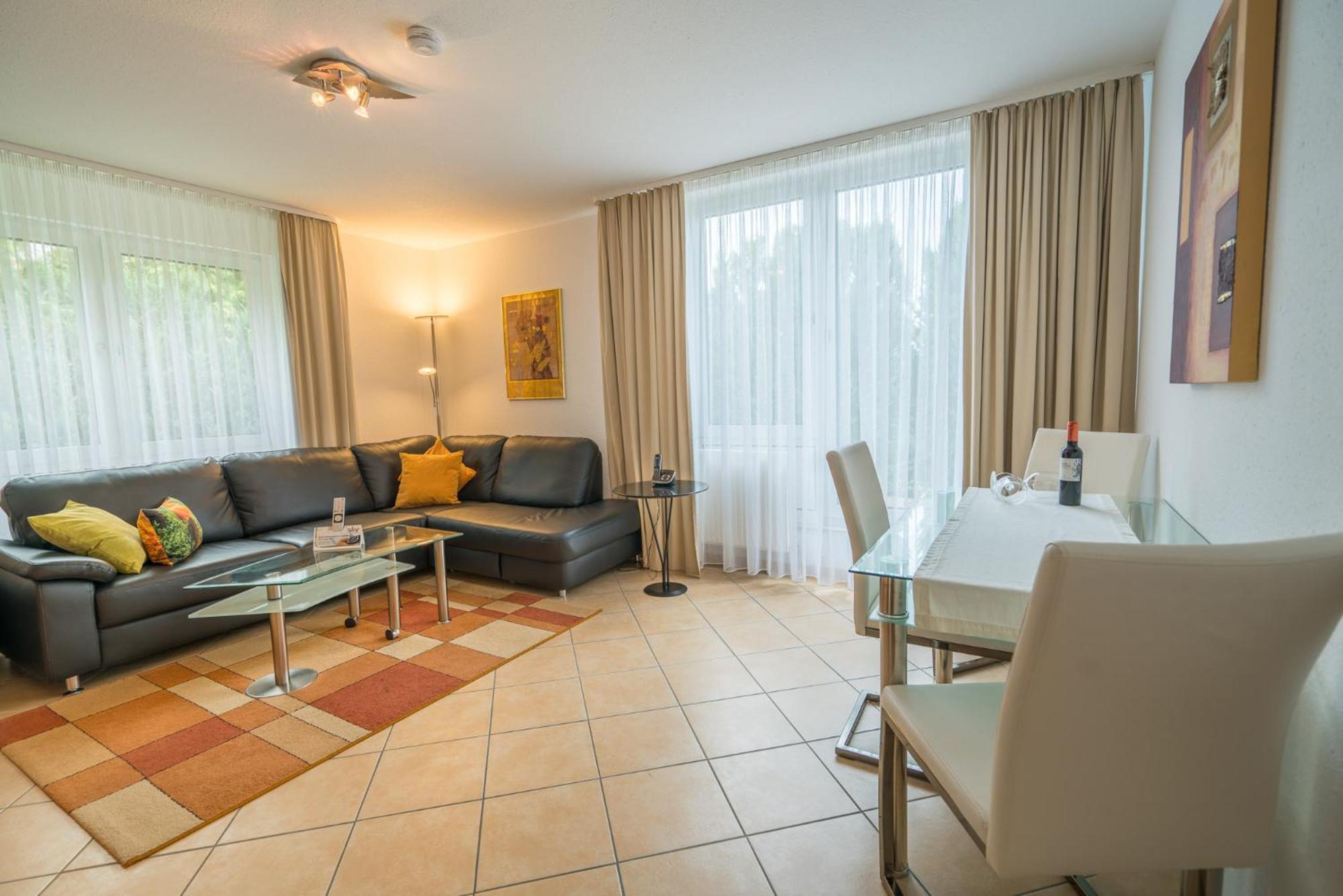 Airporthotel Residenz Steinenbronn Eksteriør bilde