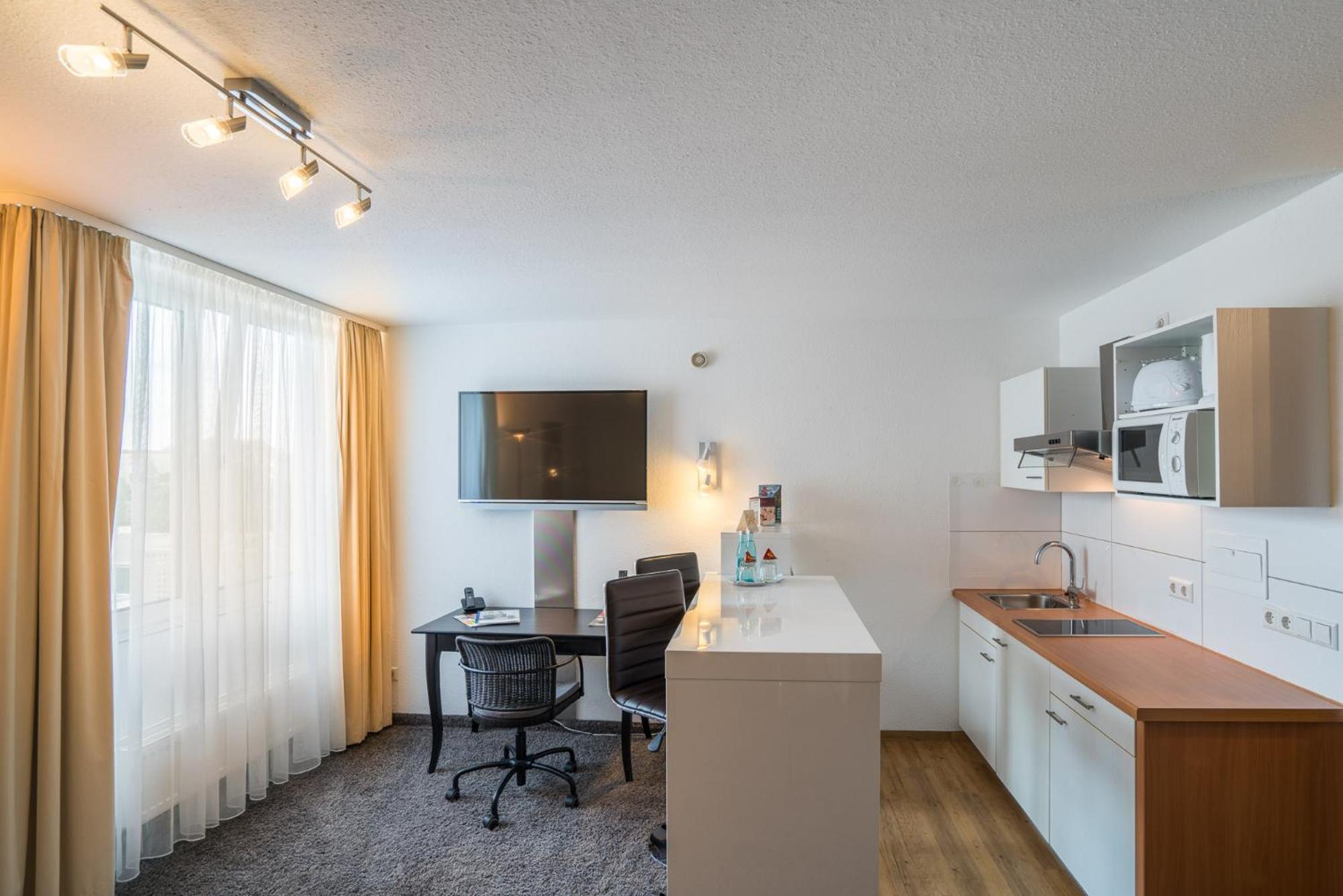 Airporthotel Residenz Steinenbronn Eksteriør bilde